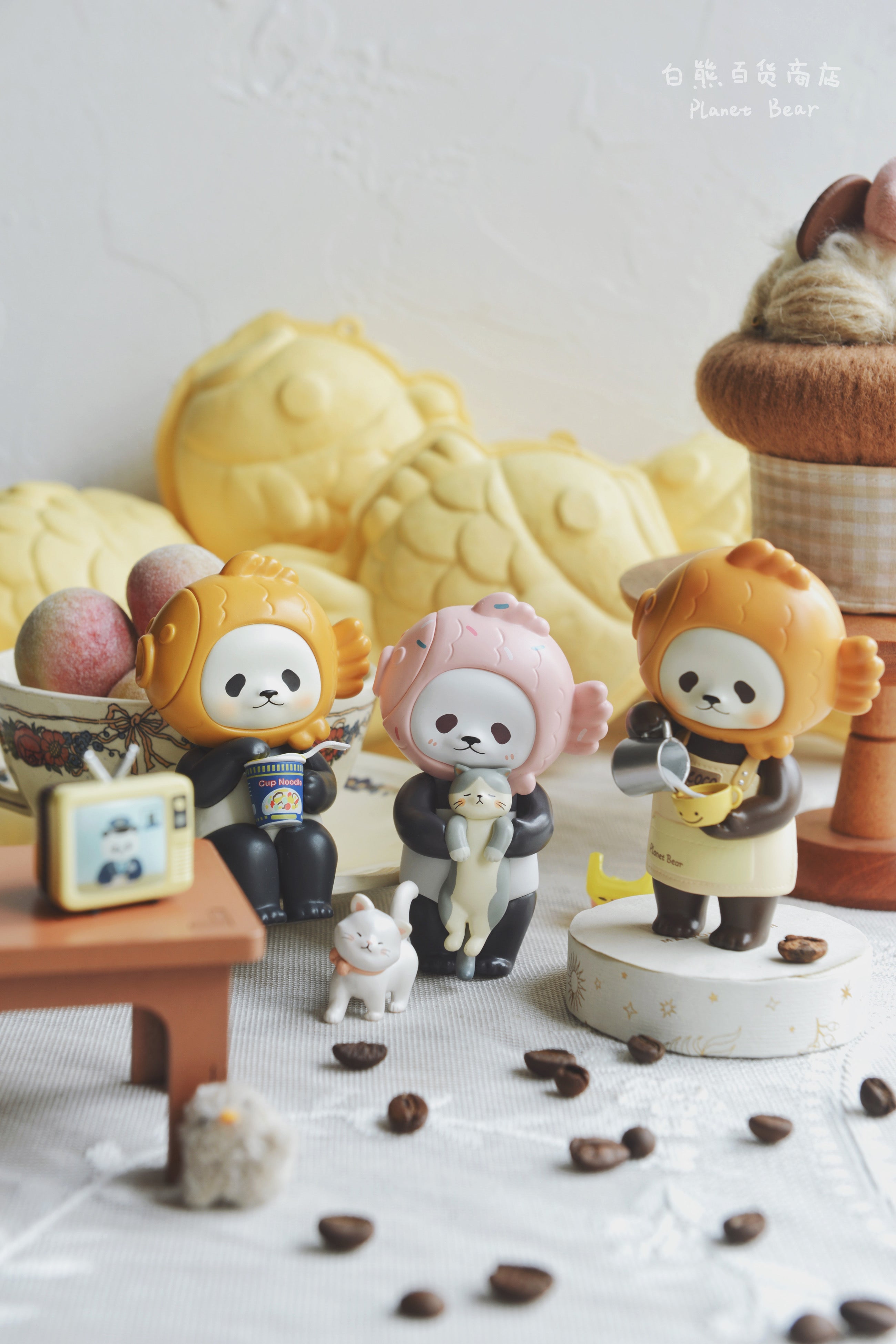 The second blind box series from the legendary White Bear Department Store