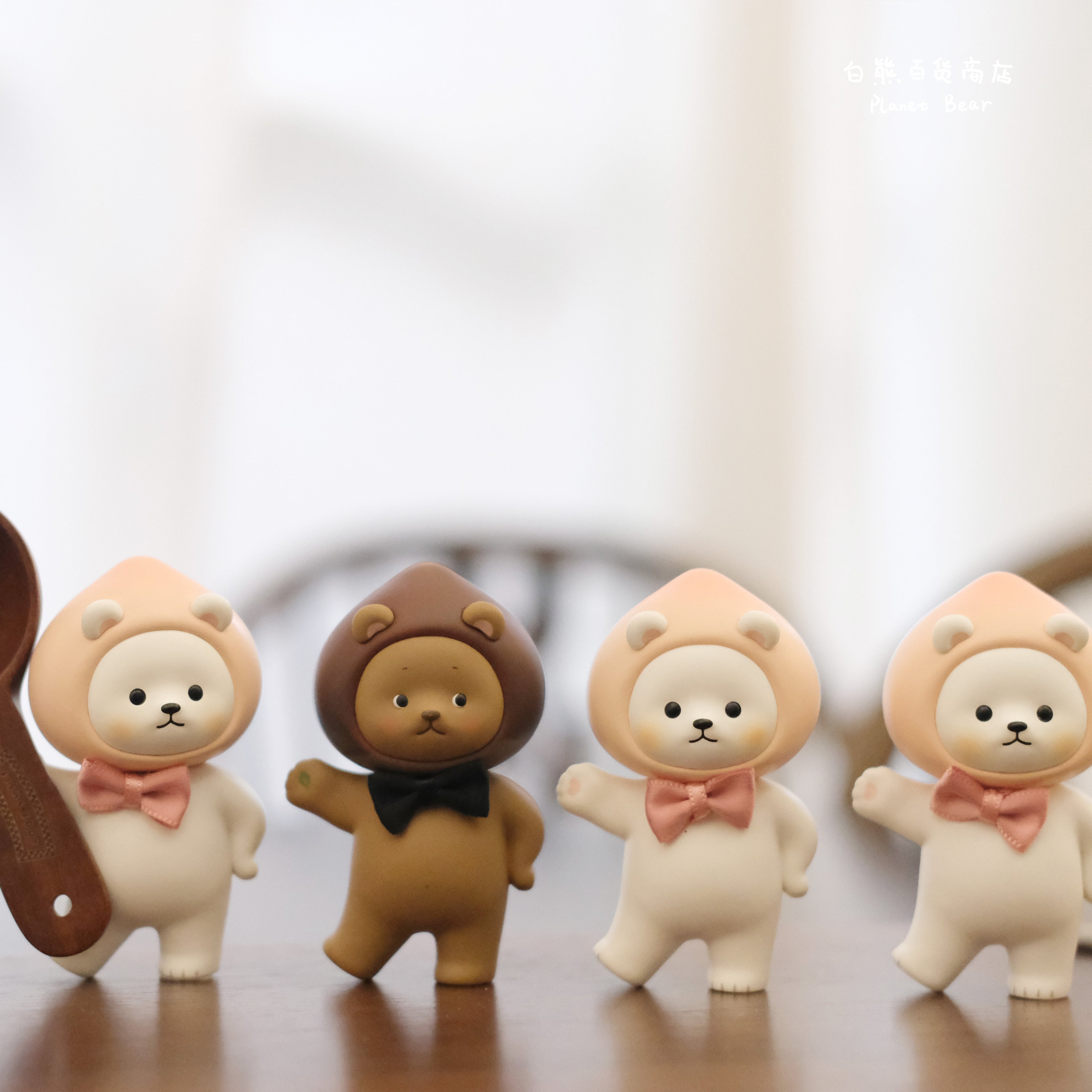 A tiny Gucci Mini Cooky