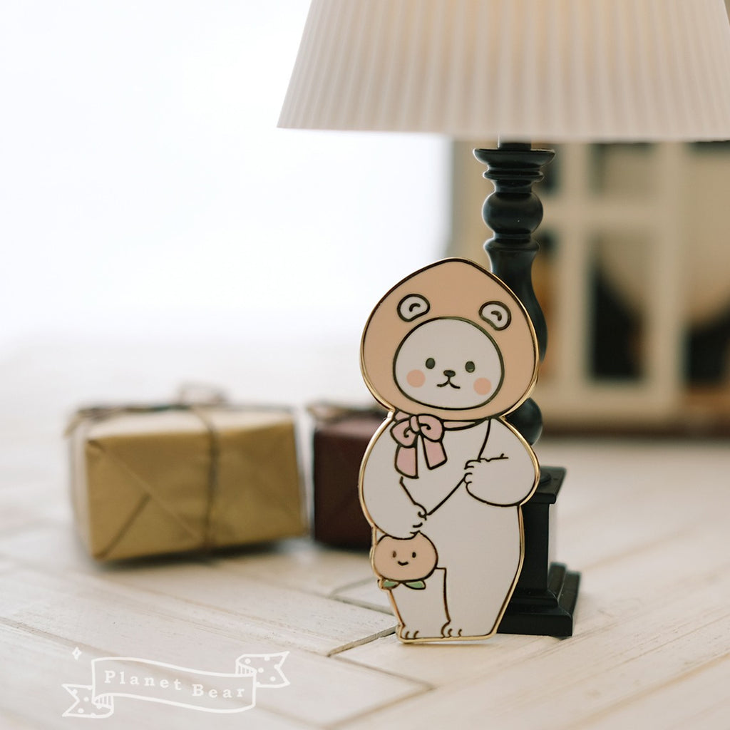 Popea White Peach Polar Bear Metal Brooch Original Designer Toy