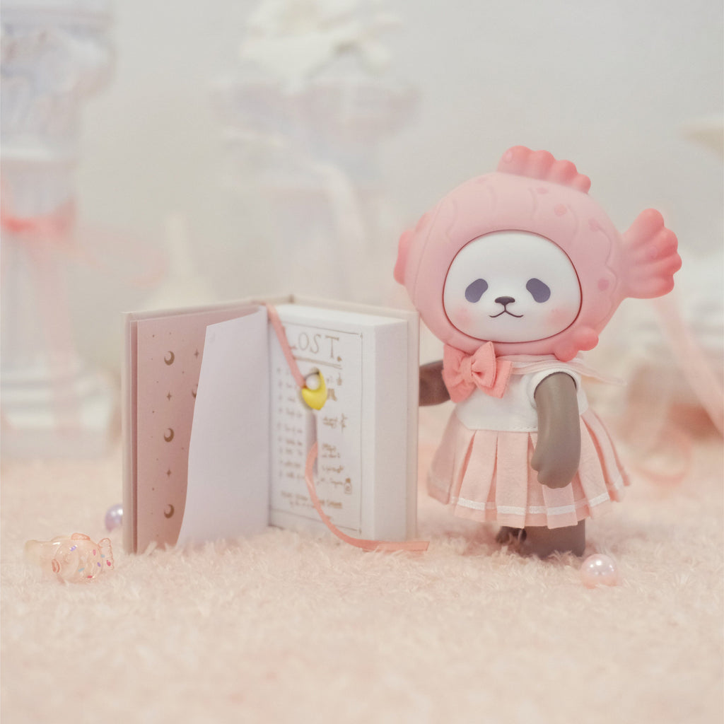 Love Incarnate Luna Taiyaki Panda Trendy Toy Figure
